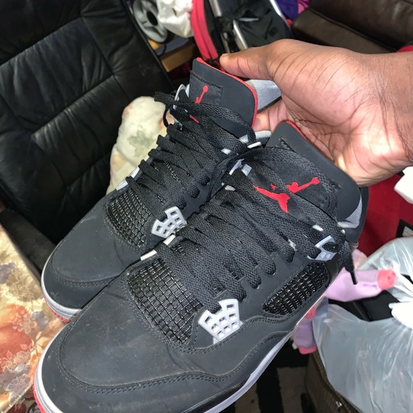 Bred 4s need it gone today don’t have the box - Picture 4 of 5